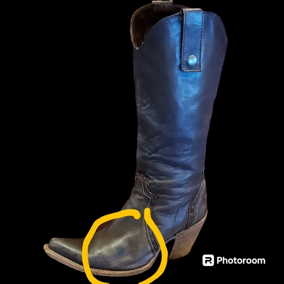 CORRAL BOOTS - Women's cowboy boot 8M - Brown -  Cross/Wings applique - Picture 11 of 11